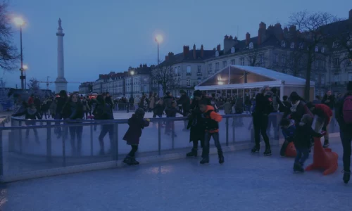 PATINOIRE TEMPORAIRE structure podium PATINOIRE TEMPORAIRE structure podium